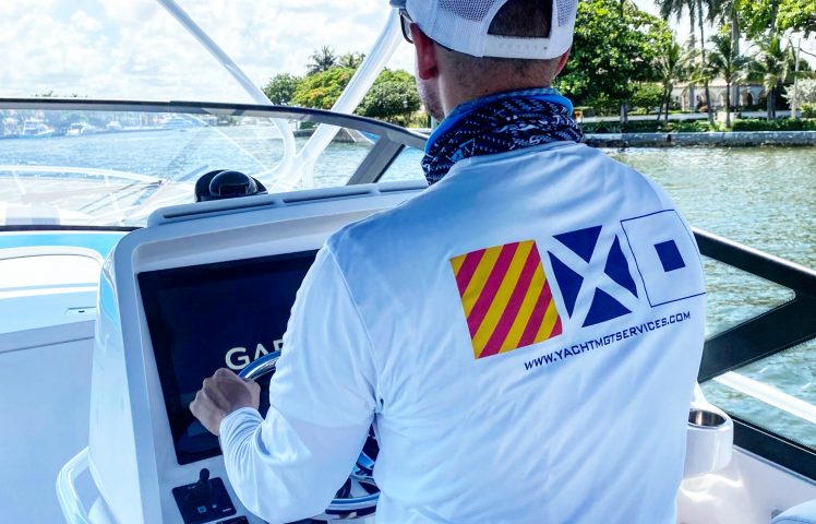 how to hire a yacht captain